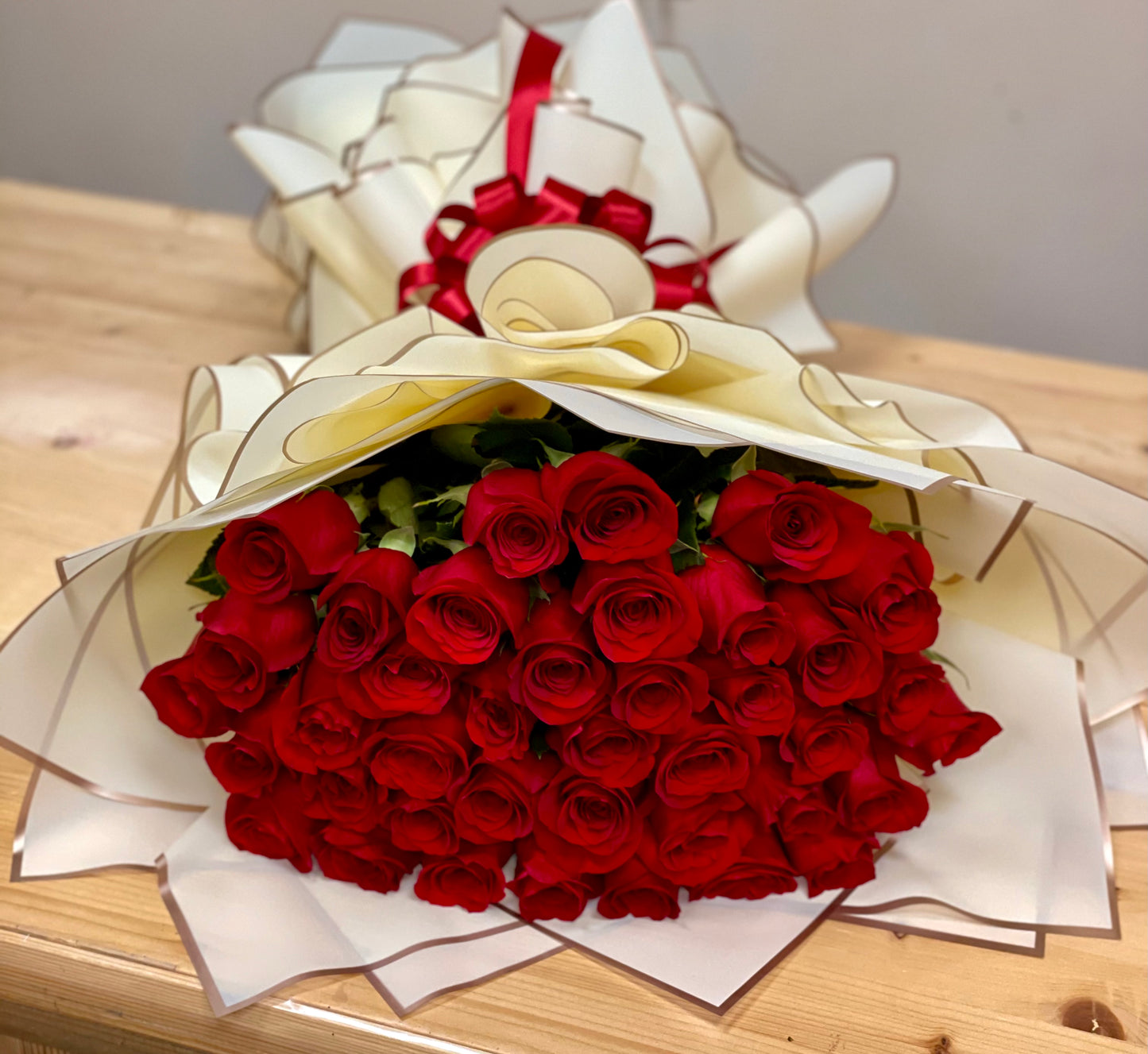 Premium Red Roses Bouquet "Classic Love"