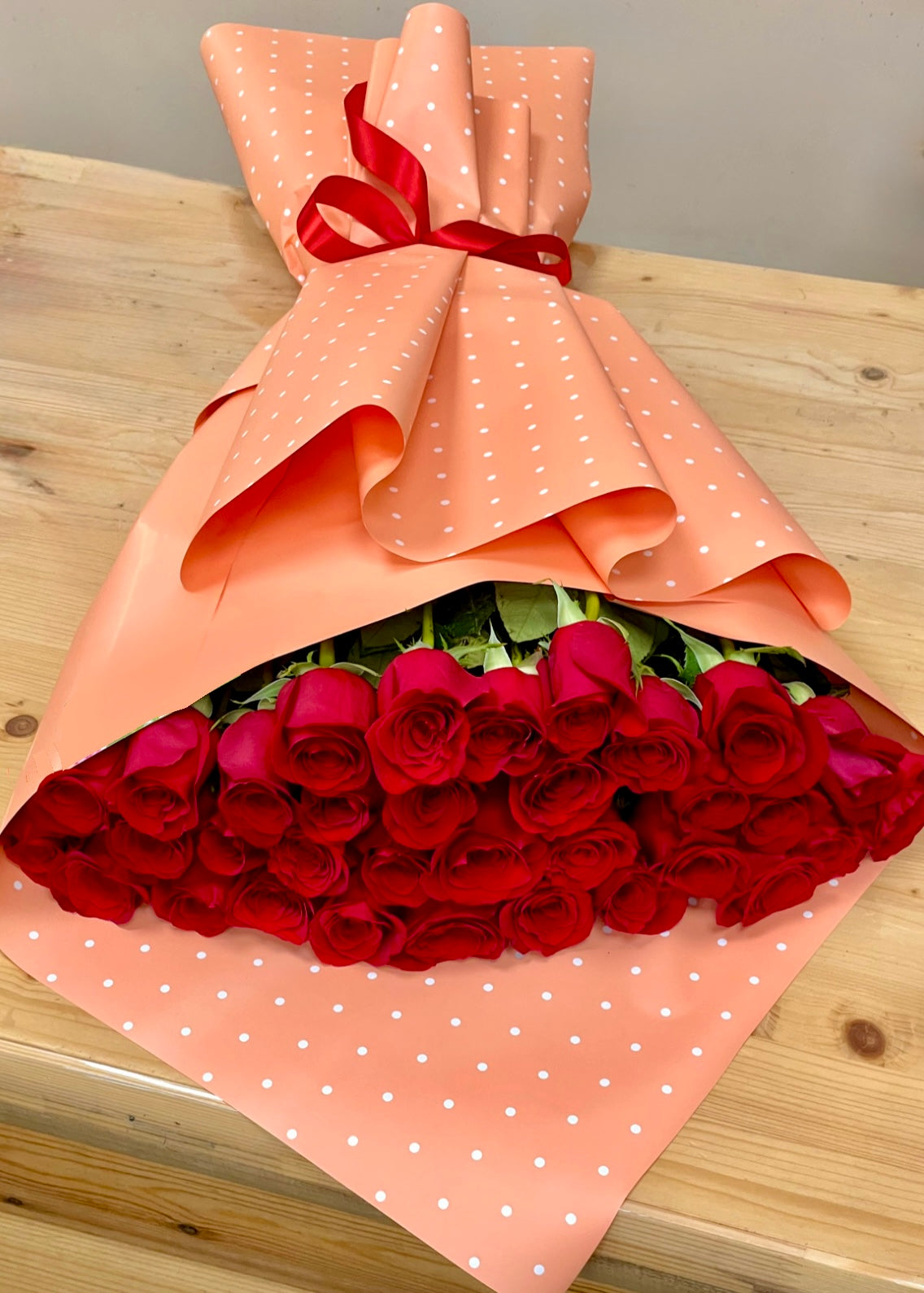 Roses in Korean-Style Wrap