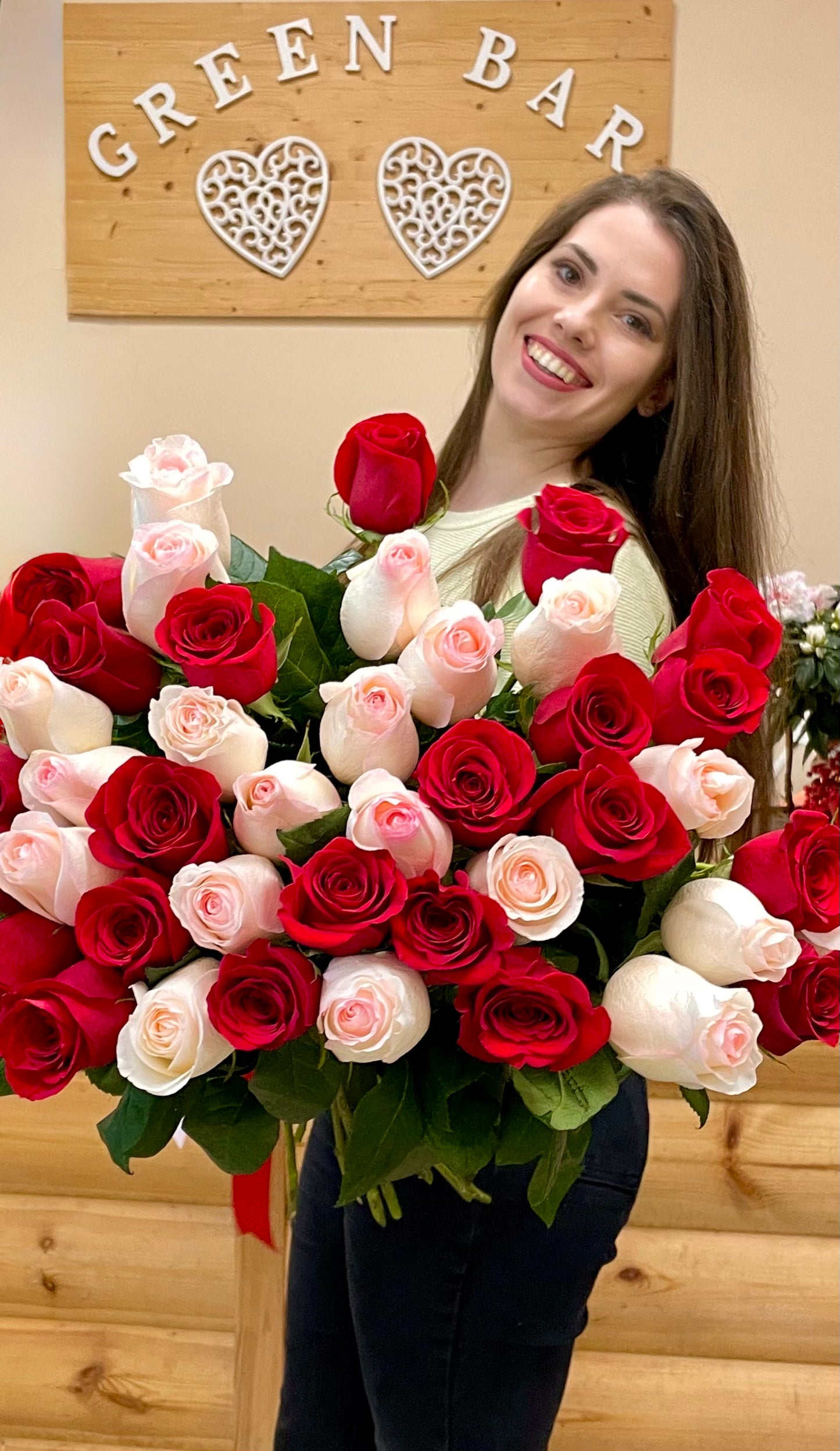 Classic Red &amp; Blush Rose Bouquet
