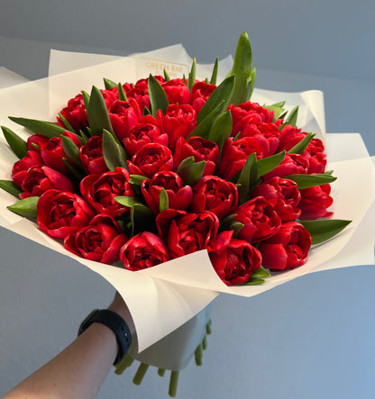 Red Tulip Bouquet