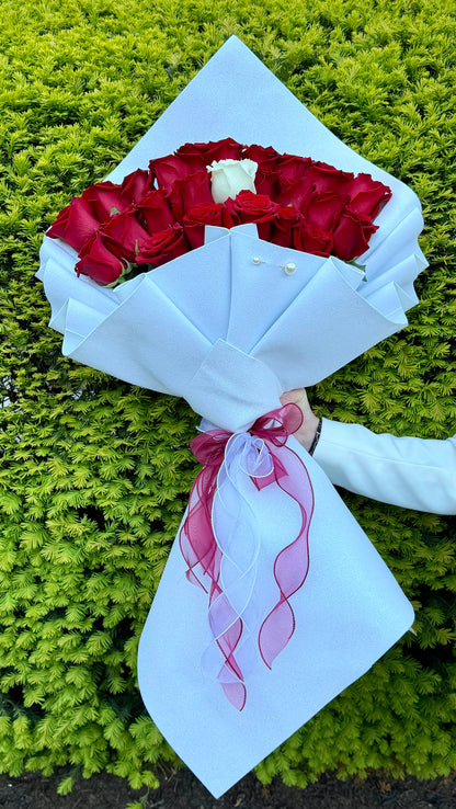 Signature Tiered Rose Bouquet
